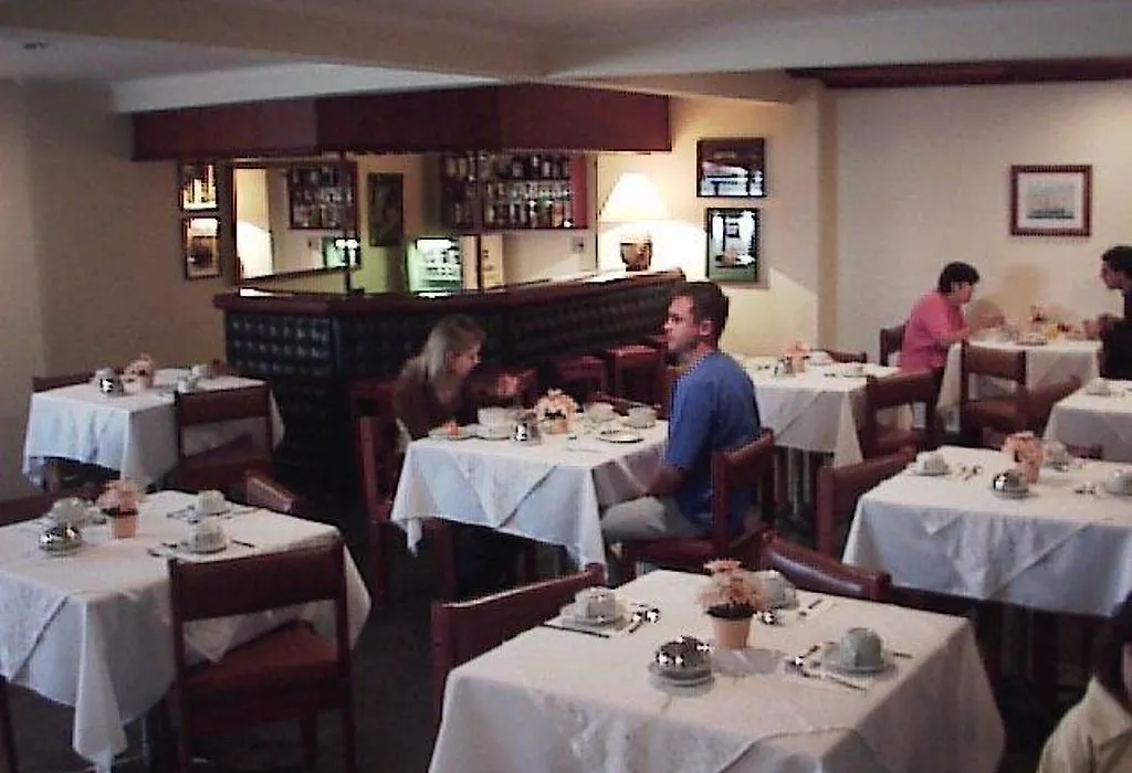 Colonial Plaza Hotel-1